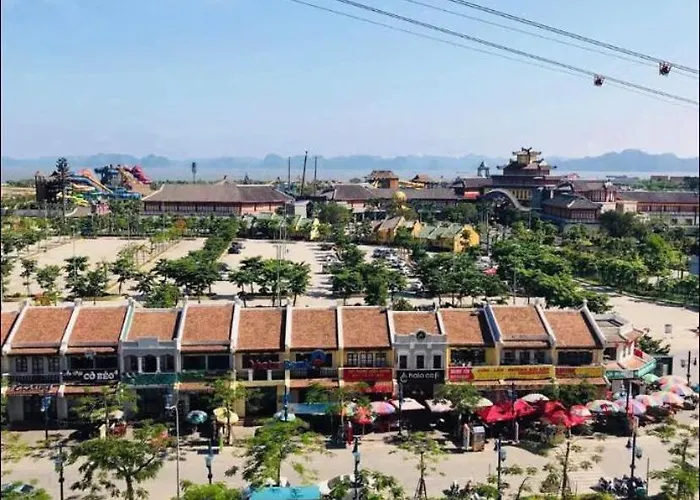Hotel Blue Wave Hạ Long